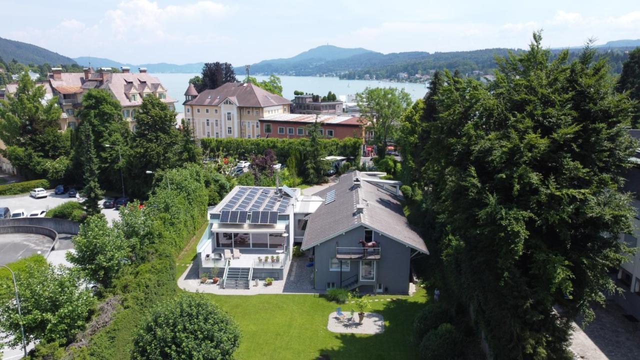 Velden - Villa Right In The Center With Private Parking เวลเดน อัม เวิร์ทเทอร์ซี ภายนอก รูปภาพ